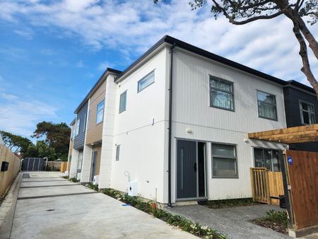 Waterloo Living - Photo 5