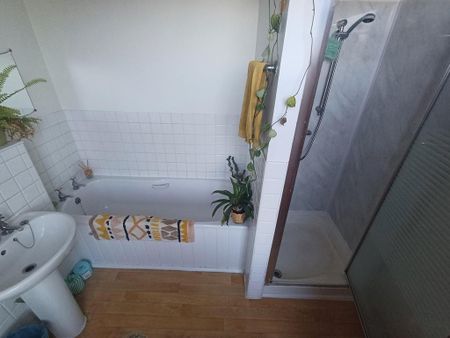 2 bedroom terraced house to rent - Photo 5