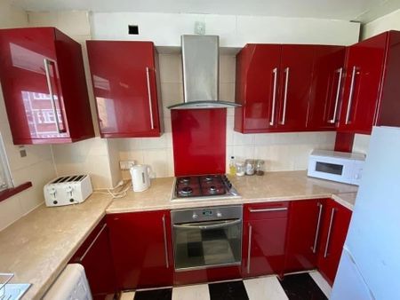 Room in a Shared House, Ellsworth Street, E2 - Photo 3