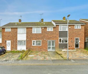 3 bedroom terraced house to rent - Photo 5