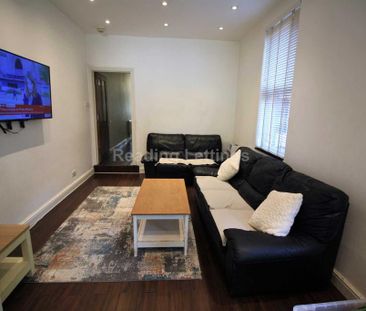 4 bedroom terraced house to rent - Photo 5