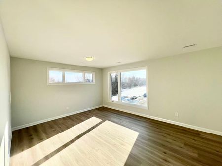 For Lease - 1118 Creekway Private, Kanata, Ontario - Photo 4