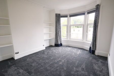 2 Bed, Second Floor Flat - Photo 2