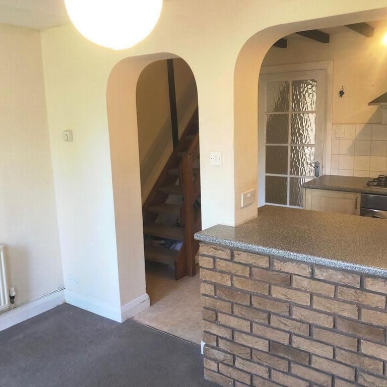 2 bedroom house to rent - Photo 1