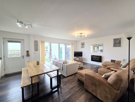 Quintrell Downs, NEWQUAY, TR8 - Photo 2