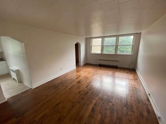 297 Helen St, Unit 1, Kingston, ON - Photo 1