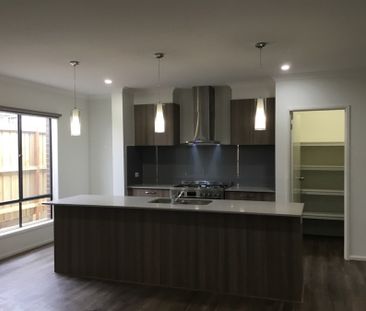 Quality Family Home In Placid Community. - Photo 5