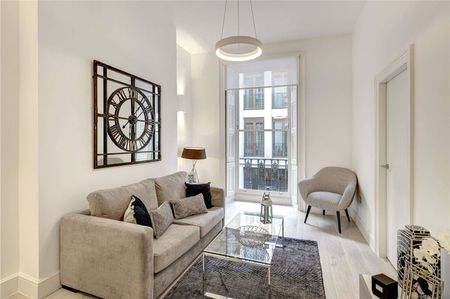 Beautifully presented refurbished one bedroom apartment in the heart of Mayfair. - Photo 2