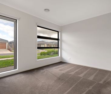 Low Maintenance Family Home - Photo 5