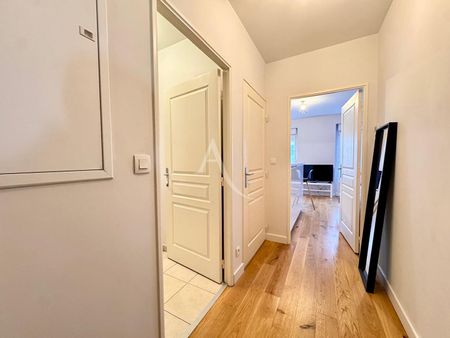 Location Appartement 1 pièce 27m² - Photo 2