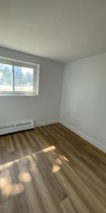 5 1/2 RÉNOVÉ À 1495$/MOIS | LONGUEUIL - Photo 3