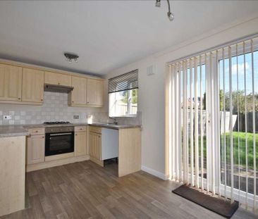 3 bedroom semi-detached house to rent - Photo 4