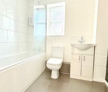 Enfield Lock, EN3, Property for rent - Photo 4