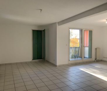 Location Appartement 4 pièces 78m² VALENCE 26000 - Photo 3
