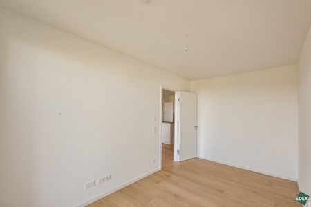 ERSTBEZUG: Traumhafte 2-Zimmer Wohnung mit großem Balkon und Fernblick | GRÜNBLICK | - Photo 4