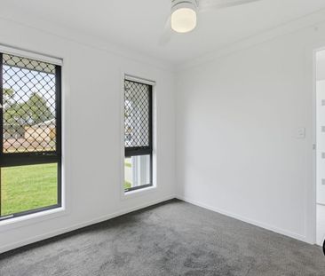 🌿 Stylish & Brand New – Move Into Your Modern Dakabin Home! - Photo 1