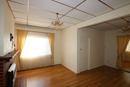 216-218 Pell Street - Photo 2