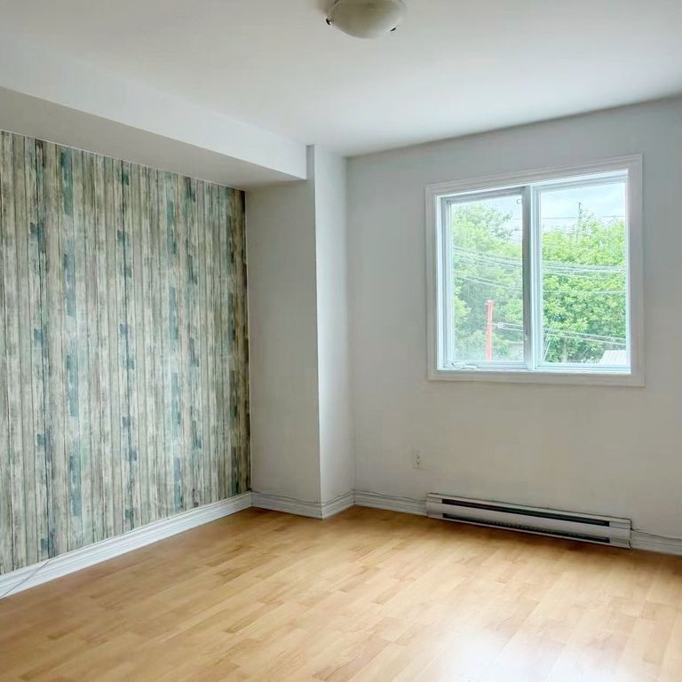 4 1/2 Appartement à Louer - Aylmer - Photo 1