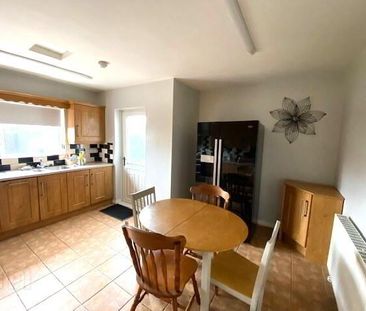 22 Bernagh Gardens, Dungannon, BT71 4AP - Photo 4