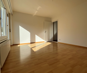 Helle 4.5-Zimmer-Wohnung mit Balkon und schöner Aussicht in Köniz - Photo 4