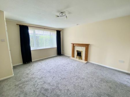 3 bedroom semi-detached house to rent - Photo 2