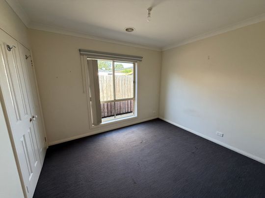 77 Clydesdale Road, Airport West VIC 3042 - Photo 1