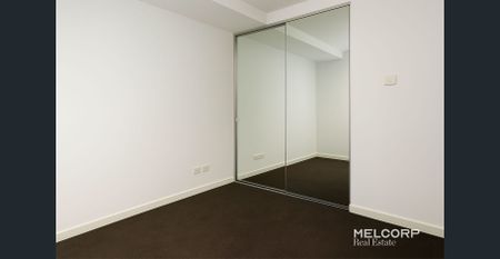 STYLISH LINX APARTMENT - WHITEGOODS ONLY - Photo 4