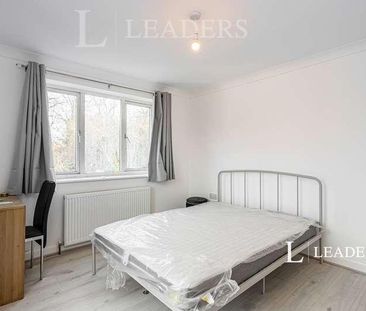 Penn Crescent, Haywards Heath, West Sussex, RH16 - Photo 4