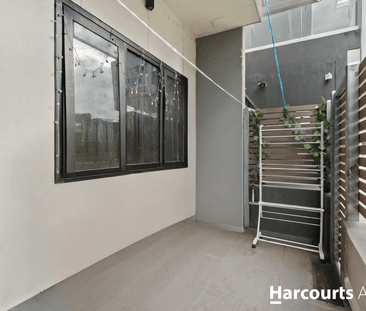 Chic Urban Living in Dandenong - Photo 6
