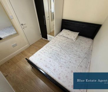 4 bedroom semi-detached bungalow to rent - Photo 5