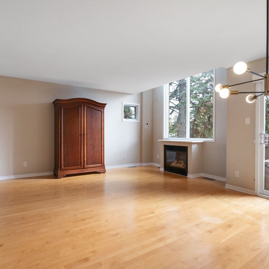 For Lease - 243 Sunnyside Avenue Unit# A, Glebe - Ottawa East and Area, Ontario - Photo 1