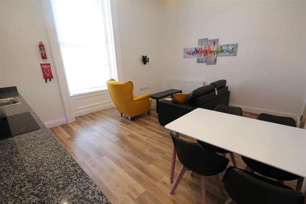 Osborne Terrace, Jesmond, Newcastle Upon Tyne, NE2 - Photo 1