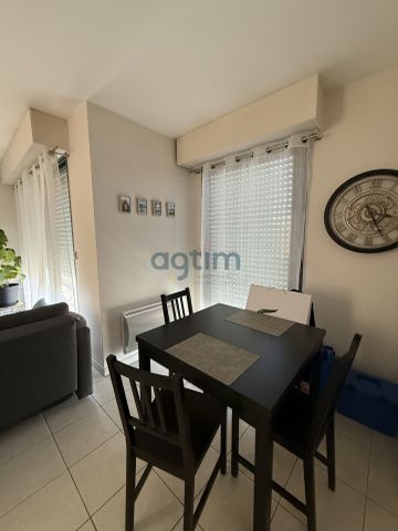 Location Appartement 2 pièces 46m² MONTAIGU VENDEE 85600 - Photo 3