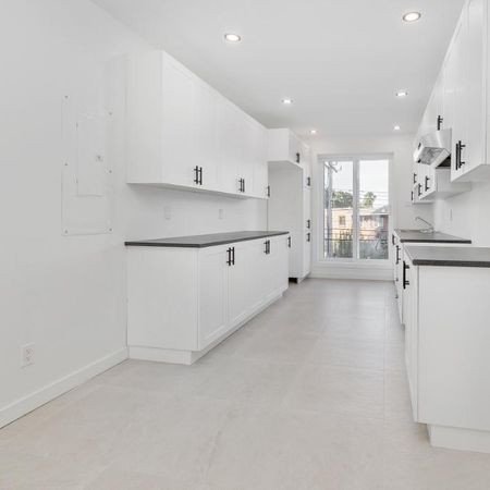 GRAND 5 ET DEMI DE 1450 PIEDS CARRÉS ! - Photo 4