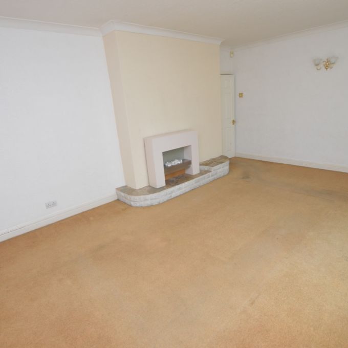 4 Bedroom Detached House - Photo 1