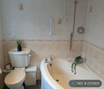 2 bedroom end of terrace house to rent - Photo 6