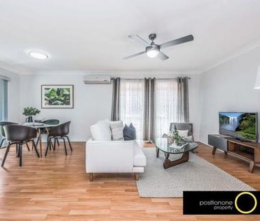 Forest Lake Hidden Gem – Comfort, Location and Convenience - Photo 3