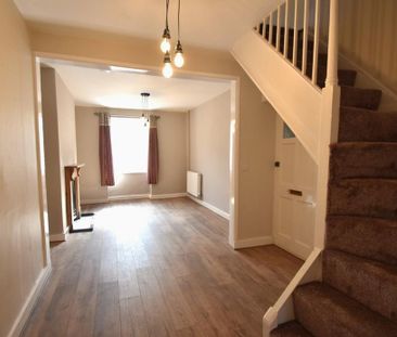 3 bedroom terraced house to rent - Photo 1