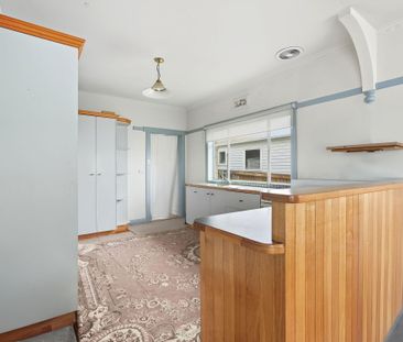 2 Cotswold Place, Moonah TAS 7009 - House For Rent | Domain - Photo 4
