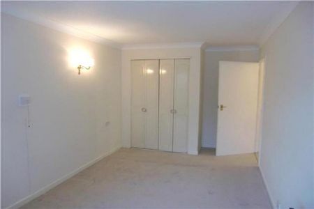 1 bedroom retirement property to rent - Photo 4