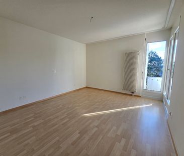 Helle Wohnung mit zwei Balkonen ruhig und familienfreundlich - Photo 2