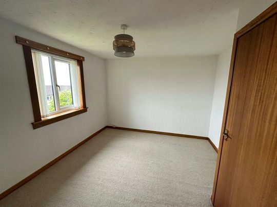 Semi-detached house to rent on - Photo 1