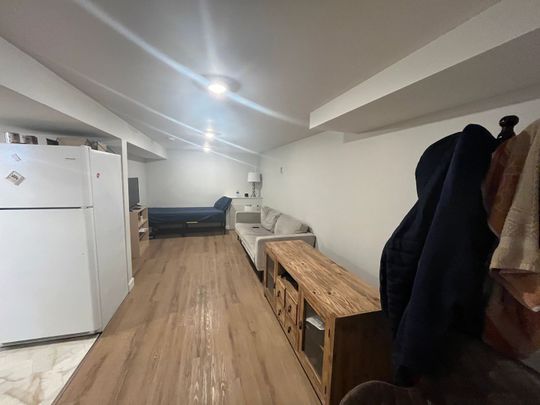 Riversdale - 2 Bedroom Lower Unit - 719B Ave I S - Photo 1