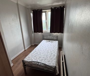 Room in a Shared House, Solander Gardens, E1 - Photo 6