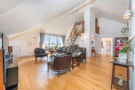 3 bedroom flat to rent - Photo 3