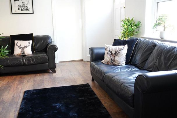 6 bedroom semi-detached house to rent - Photo 1