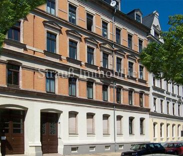 EBK... Großes Wohnzimmer... Bad mit Fenster - Photo 4