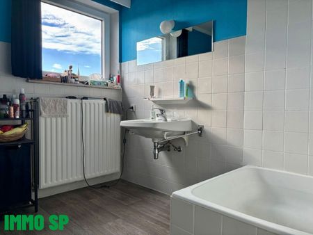 Hoekappartement met 2 slaapkamers gelegen in het centrum van Tessenderlo. - Foto 3