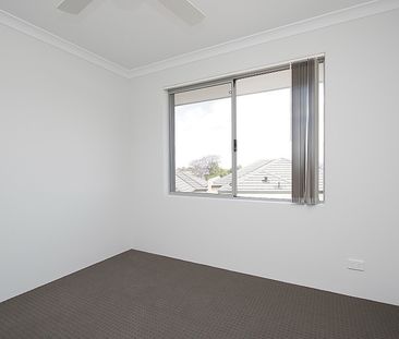 35B Apara Way, Nollamara WA 6061 - Photo 6