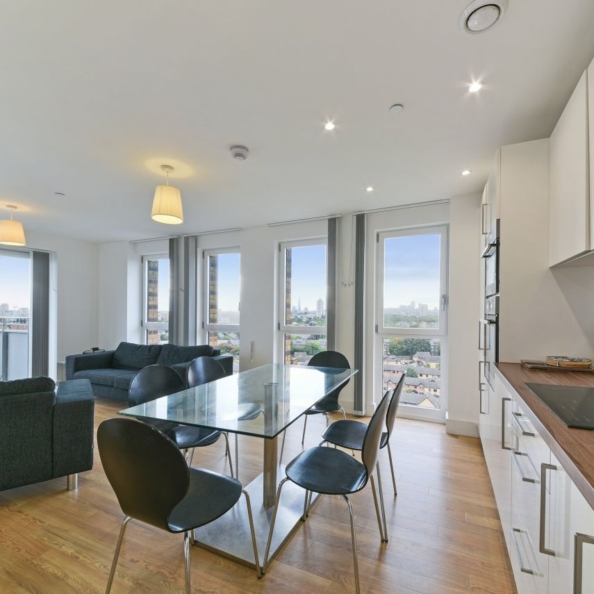 3 Bed Flat, Ivy Point, E3 - Photo 1